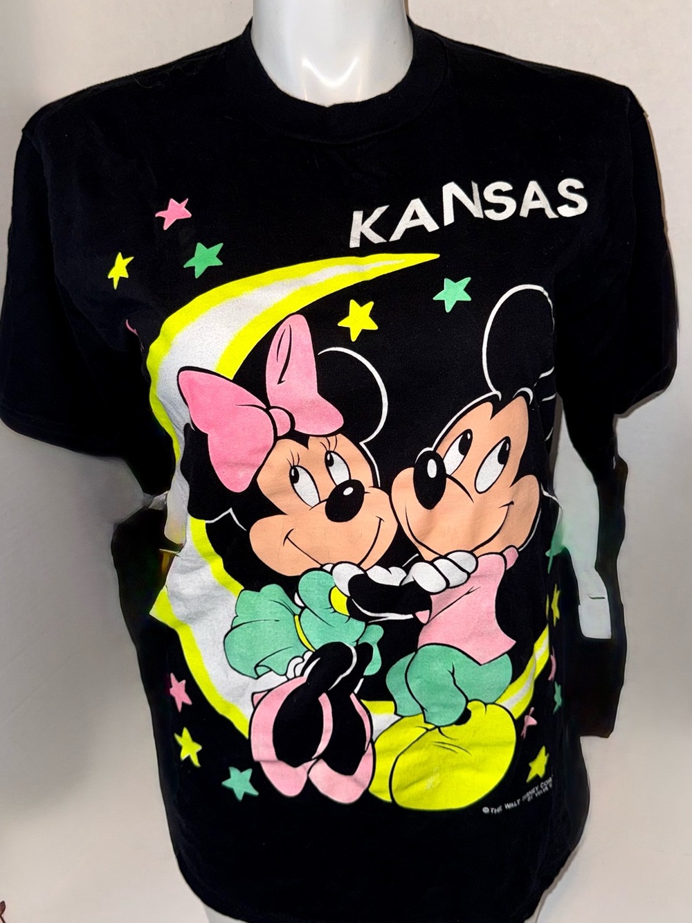 Vintage
Disney Mickey and Minnie Mouse Kansas graphic tee by Velva Sheen
